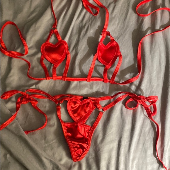Red Heart-Shaped Lingerie Set - Picture 1 of 1